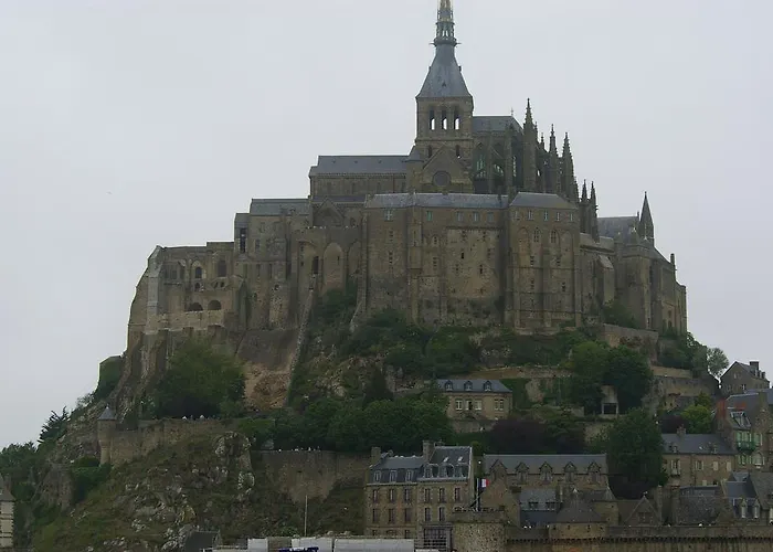 Holiday home Aristide Mont Saint Michel Sacey