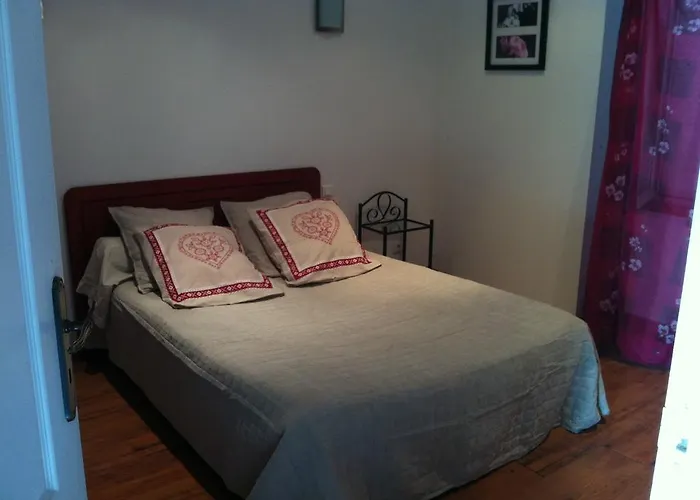 Aristide Mont Saint Michel Holiday home *